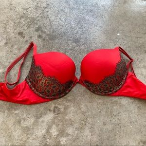 Victoria’s Secret VS Very Sexy Push-up Bra 34D